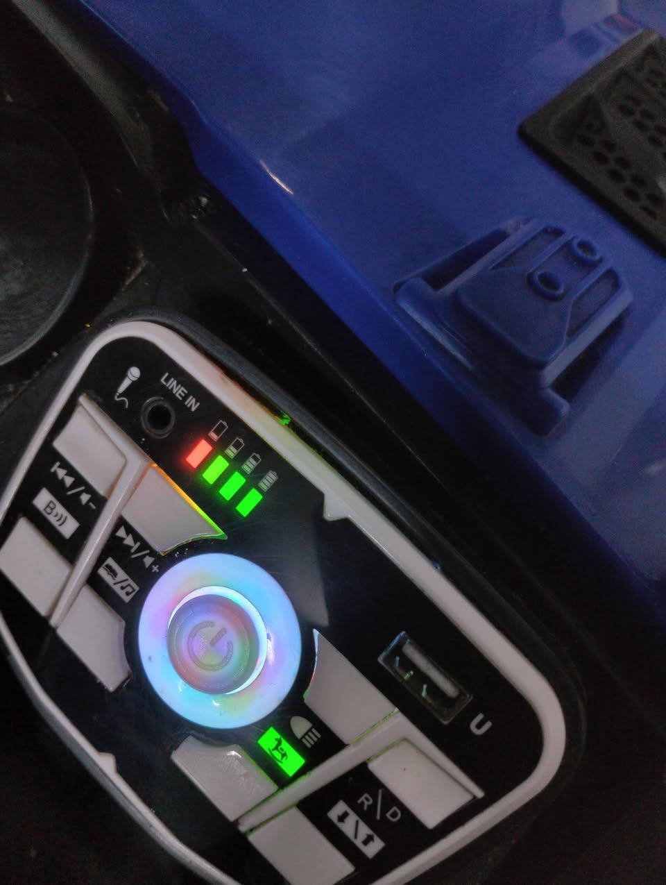 سياره شحن ع ريمونت استخدامه قليل شحنه فول ضل يومين متخلص سعره130 مكان بغداد واكو توصيل داخل بغداد


**إذا كنت صاحب هذا الإعلان وتريد حذفه لأي سبب، رجاءا أرسل رسالة إلى الدعم الفني**