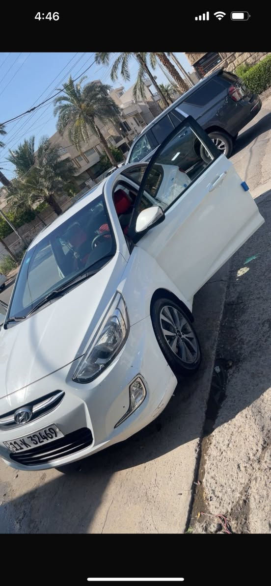 السلام عليكم اكسنت 2016 ماشيه 86000 السياره نظيفه جدا احلى من الصور بيها طخات بسيطه تبريد ثلج تدفئه فول السياره لعابه مكاني بغداد المنصور خابرني وتس اب *********** رايدها ب 105 بيها مجال كلش بسيط السياره ب اسمي تحويل ثاني يوم الرقم انكليزي احلى من الصور تجي وتدلل
