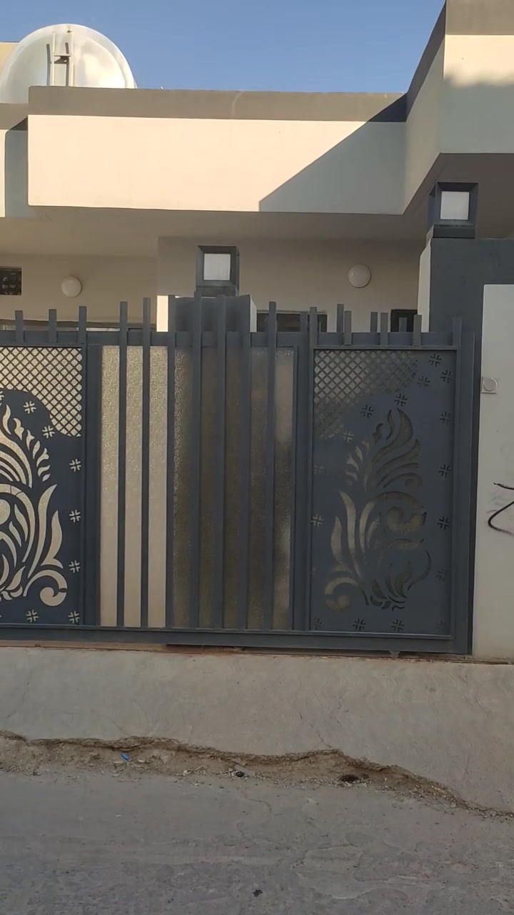 بيت للبيع قسط مقدمه ٤٠مليون باقي قسط شهري ٢٠٠الف عنوان شورجه ***********
