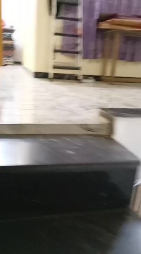 سلام عليكم دار لبيع طابقين والبيت كدامك ماعوزه شيء كامل مابي اي نقص بنيان سنه 2024  ارتفاع بناء البيت 3 وربع
الطابق الاول استقبال وصاله ومطبخ ومحلقاته وغرفه نوم 
طابق الثاني غرفتين وصاله وحمام 
طابق ثالث سطحين وبيتونه 
سعر اتصل علا رقم مامتواجد علا نت ***********
المكان حي الفسير قرب علا افران علي الهادي
