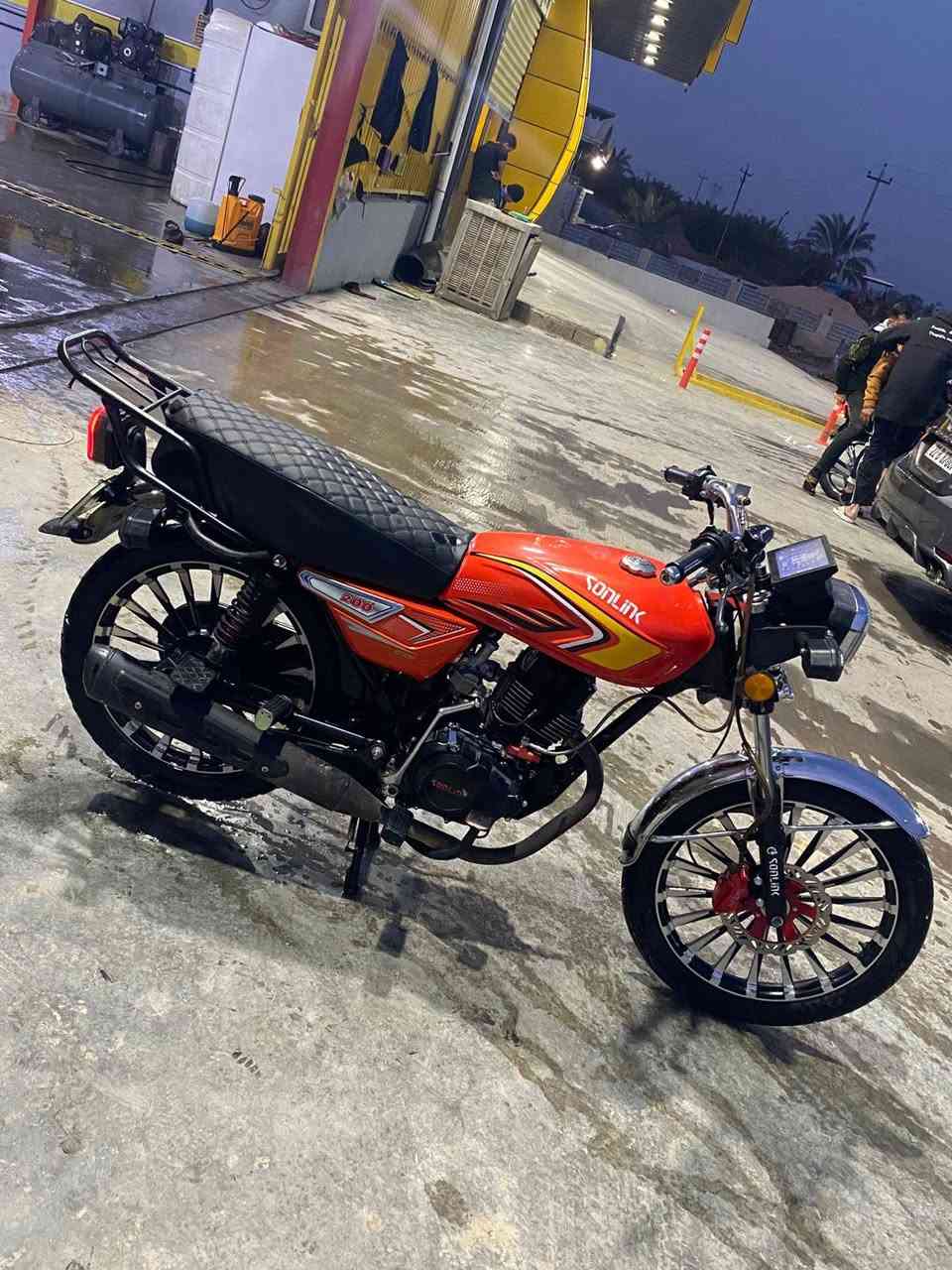 دراجه سيفان موديل 2025دراجه مكينه ضاغطه وزنجيل مكفوله اي نقص مابيها الاستفسار تصل على الرقم (***********)سعرها 760وبيها مجال مكاني قضاء الخالص ناحية هبهب
