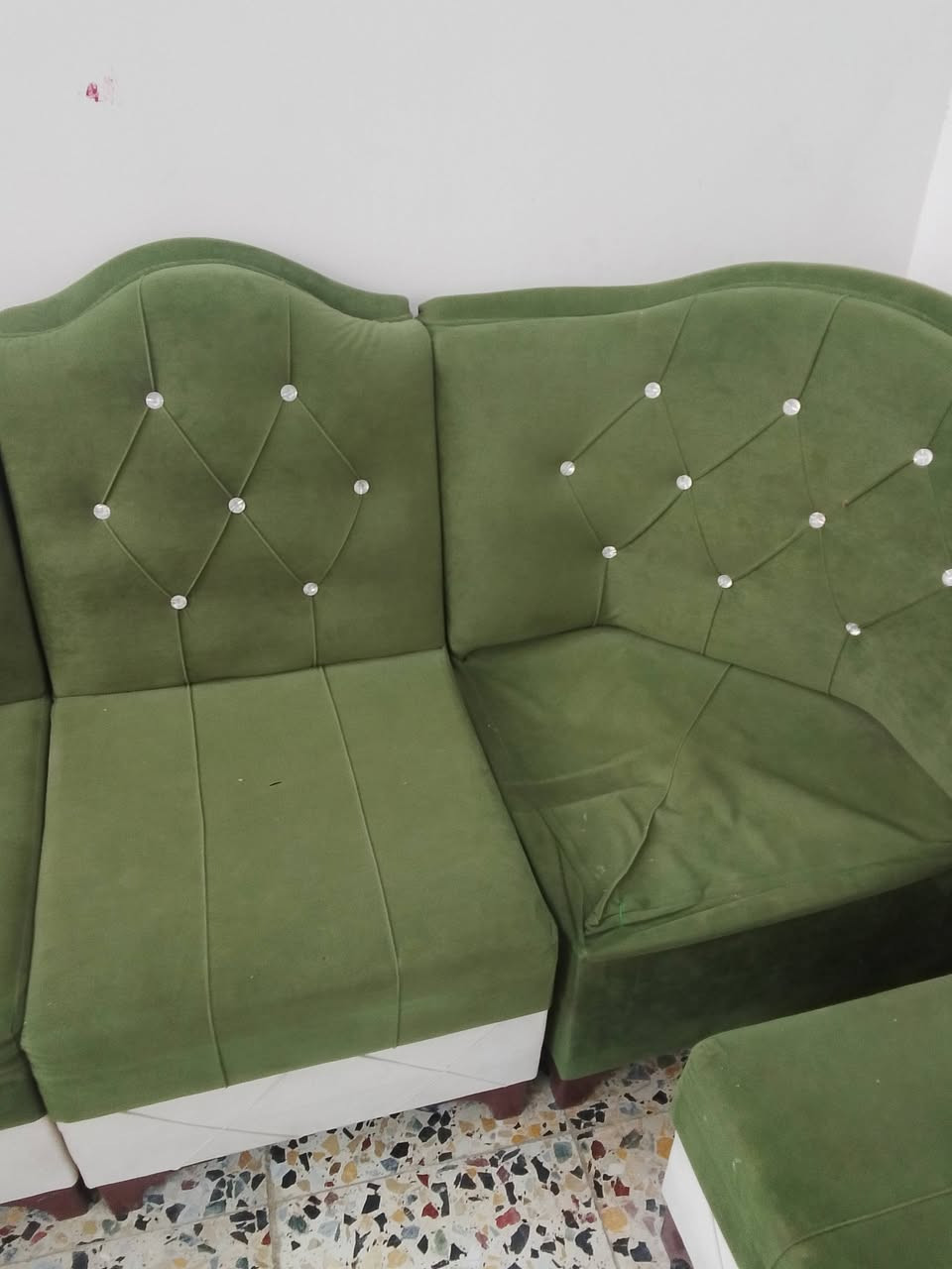 السلام عليكم يوجد تخم البيع مع كاونتر سعر التخم 300 وبي مجال سعر الكاونتر 300 وبيع مجال مكان الزعفرانية الاستفسار وتساب***********وتساب
