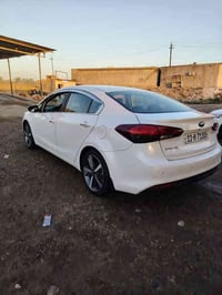 سيراتو موديل 17 ايراني مكفوله ماعده شبر بل باب ال خلف السايق بارد فقط ...