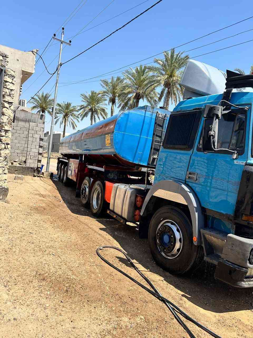 للبيع افيكو موديل ١٩٨٧ شهاده سلامه جي بي اس تصريح امني سنويه نافذه شهر الخامس شرط التحويل جاهزه الشغل رقم المبايل ***********
