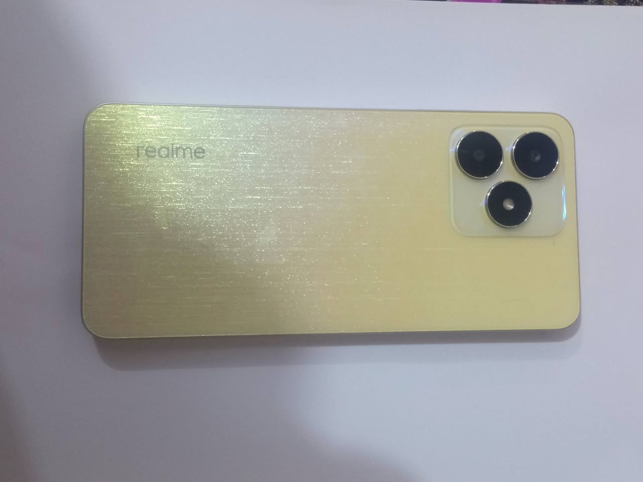 اي جهاز تريد ادخل خاص وانطيك تفاصيل جهزه غير داخله صيانه
***********
