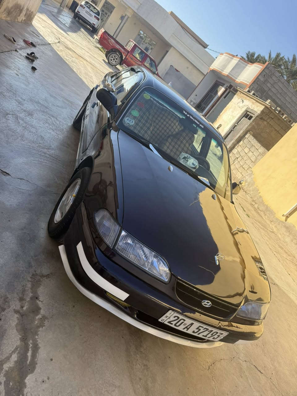 سوناتا2
موديل 1994
كير اوتماتيك ميكانيك جديد
مكينه حاويه قبل فتره شديتها 
سنويه ساقطه قبل سنتين 
مصبوغه عام اثر جراد 
بدون ضربه
كهربائيات جام شغال 
طوافه شغال 
43 وبيها مجال 
اي ستفسار اتصل ***********
