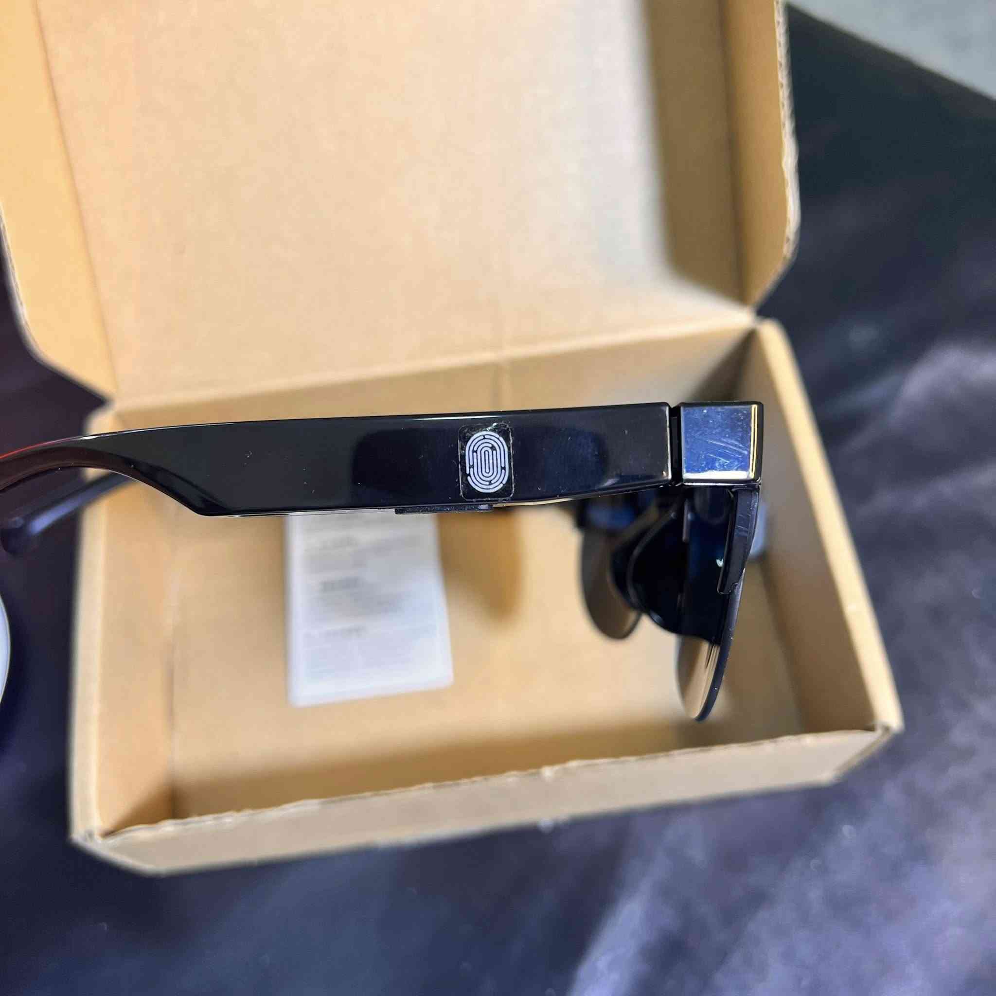 نضارات مع سماعه بلوتوث السعر 10على اول تم


**إذا كنت صاحب هذا الإعلان وتريد حذفه لأي سبب، رجاءا أرسل رسالة إلى الدعم الفني**