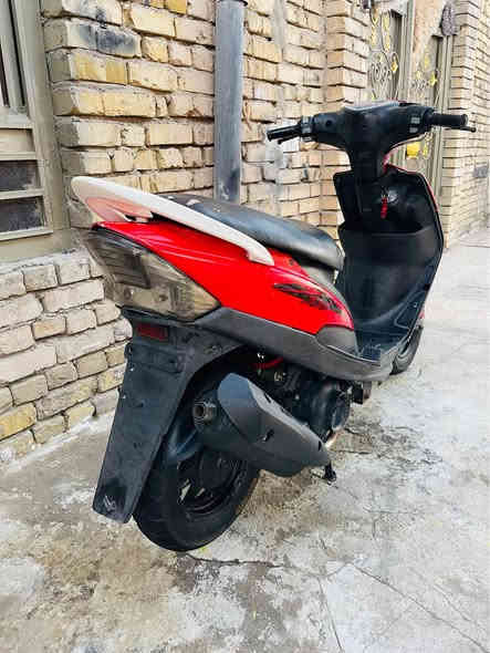 سعره 750 وبيها مجال ماكس عدلة 120 الدراجة هاون طياره رمبه الدراجة بس مبدلين بوشتها 55 السرعة كلشي شغال بيها منطول الطول وين ما يعجبك تفحص افحص ونكره سلف بكل وقت الله شاهد الشراي يتصل *********** عمارة
