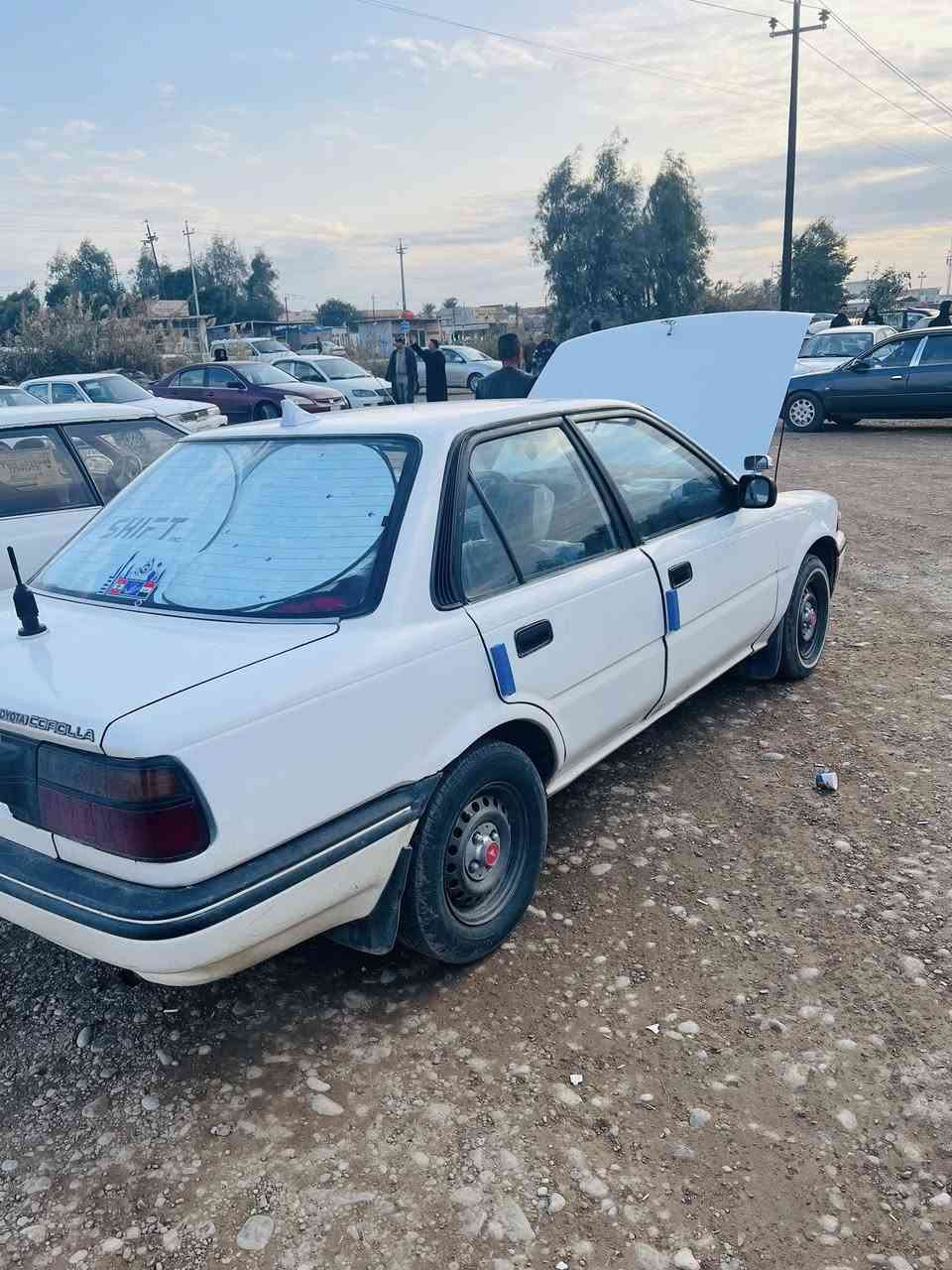 سلام عليكم كورلا شطح موديل1990يسرى بلادي كير ومكينه شرط صبغ للجماليه لاطخه ولاضربه رقم بغداد دولي تحويل ثاني يوم سنويه لل2030تدفئا تبريد شغال تخم تاير السياره جديده بعد احله من الصوره السعر 48 وبيهه مجال مكان ديالى حمرين 
***********
