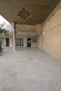 � قطعة أرض للبيع – الوزيرية / قرب المستشفى الدولي  📐 المساحة: 240 متر ...