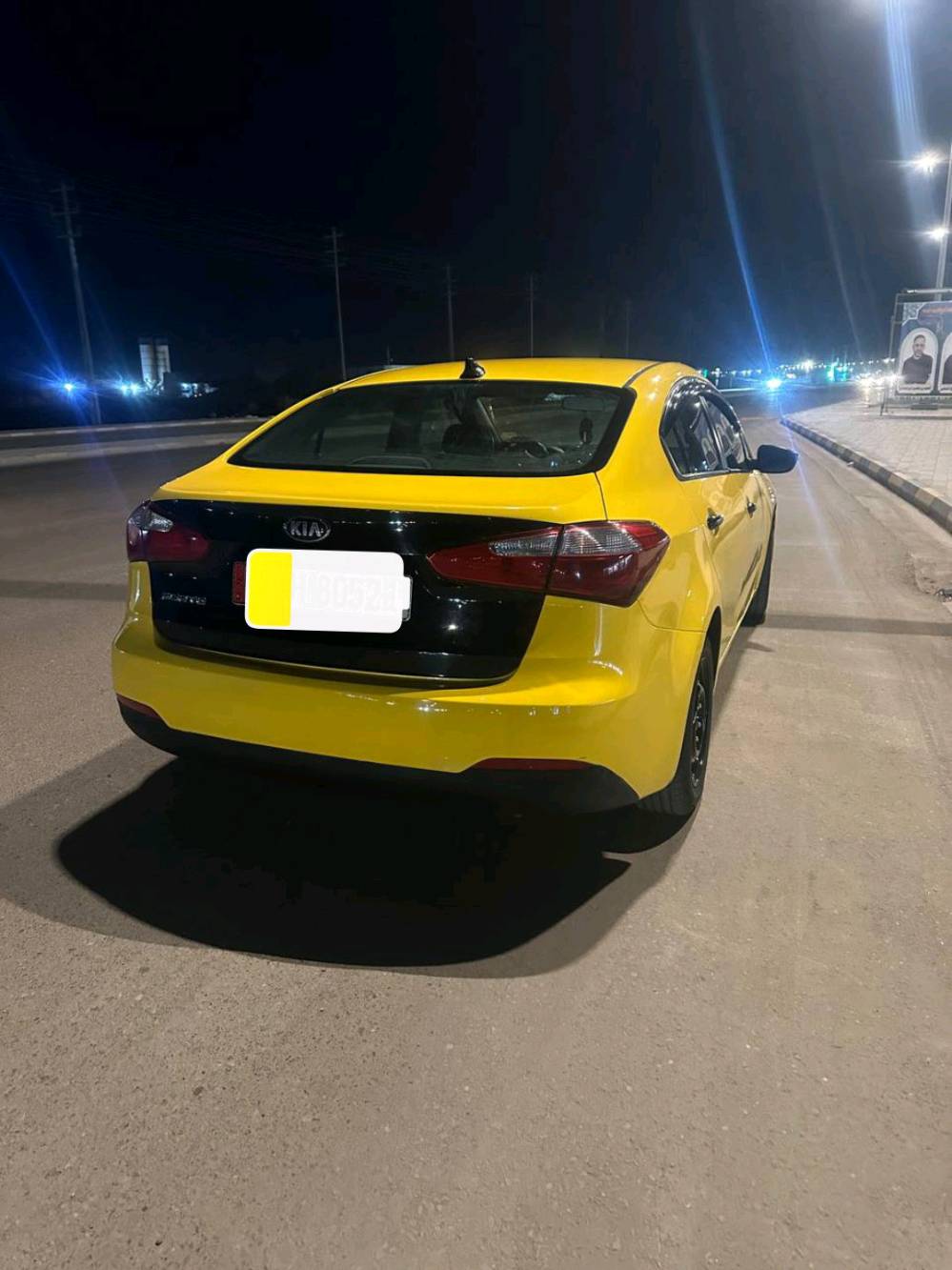 سلام عليكم
فورتي موديل 2016

#وارد امريكي حادثهه
دعاميه وشوي خشم 
الشاصي مسحوب سحب 
لاحار ولابارد سونارهه
موجود اواضح بصورهه 

محرك دوش 1800
محرك كير مكفول 

رقم بغداد بأسمي
تحويل ثاني يوم 

سنويه ل31

السياره نصبه جماليه فول 
 
المكان ميسان العماره للستفسار اتصل ***********
