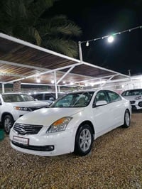 نيسان التما موديل 2008 وارد خليجي صبغ حزام جماليه بدون دواخل رقم بغداد...