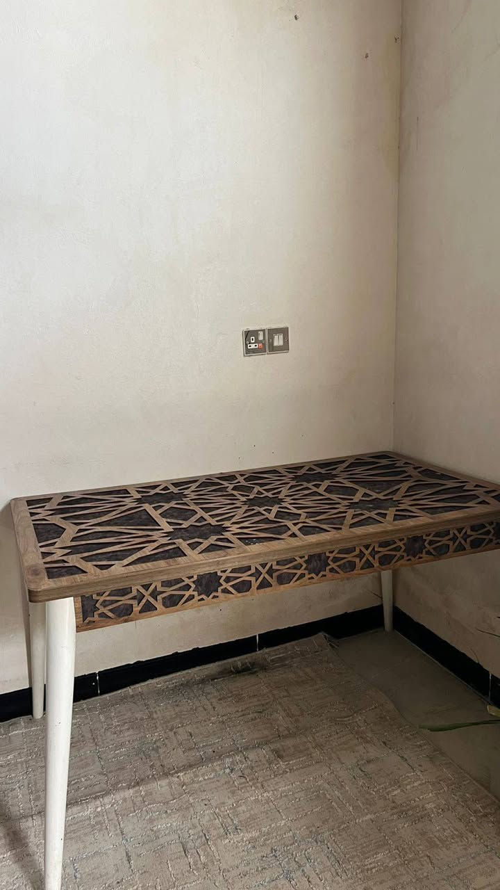 ميز طعام مستعمل بس نظيف وياه اربع كراسي السعر 100 وبيه مجال


**إذا كنت صاحب هذا الإعلان وتريد حذفه لأي سبب، رجاءا أرسل رسالة إلى الدعم الفني**