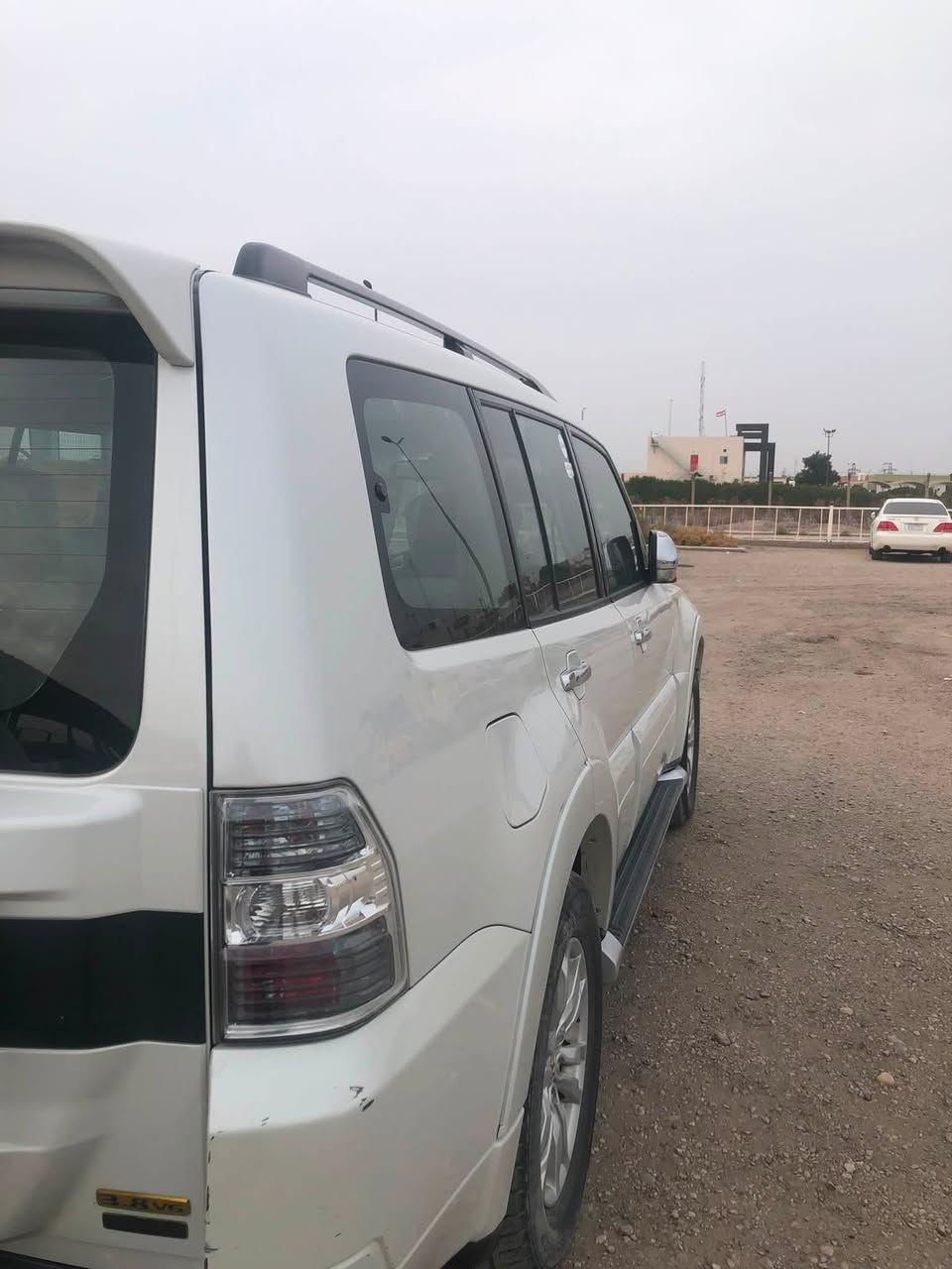 باجيرو حبتور ٢٠١٥. السيارة بأسمي. رقم بصرة. محرك ٣٨٠٠. السيارة بيها بنيد مبدل ومصبوغ بس بدون ضربةوالفحص موجود عند المندلاوي. ماشية ١٨٠. مكانها ناصرية. ***********. السعر 170وبيها مجال. الشراي يتصل وبي خير ويتدلل.
