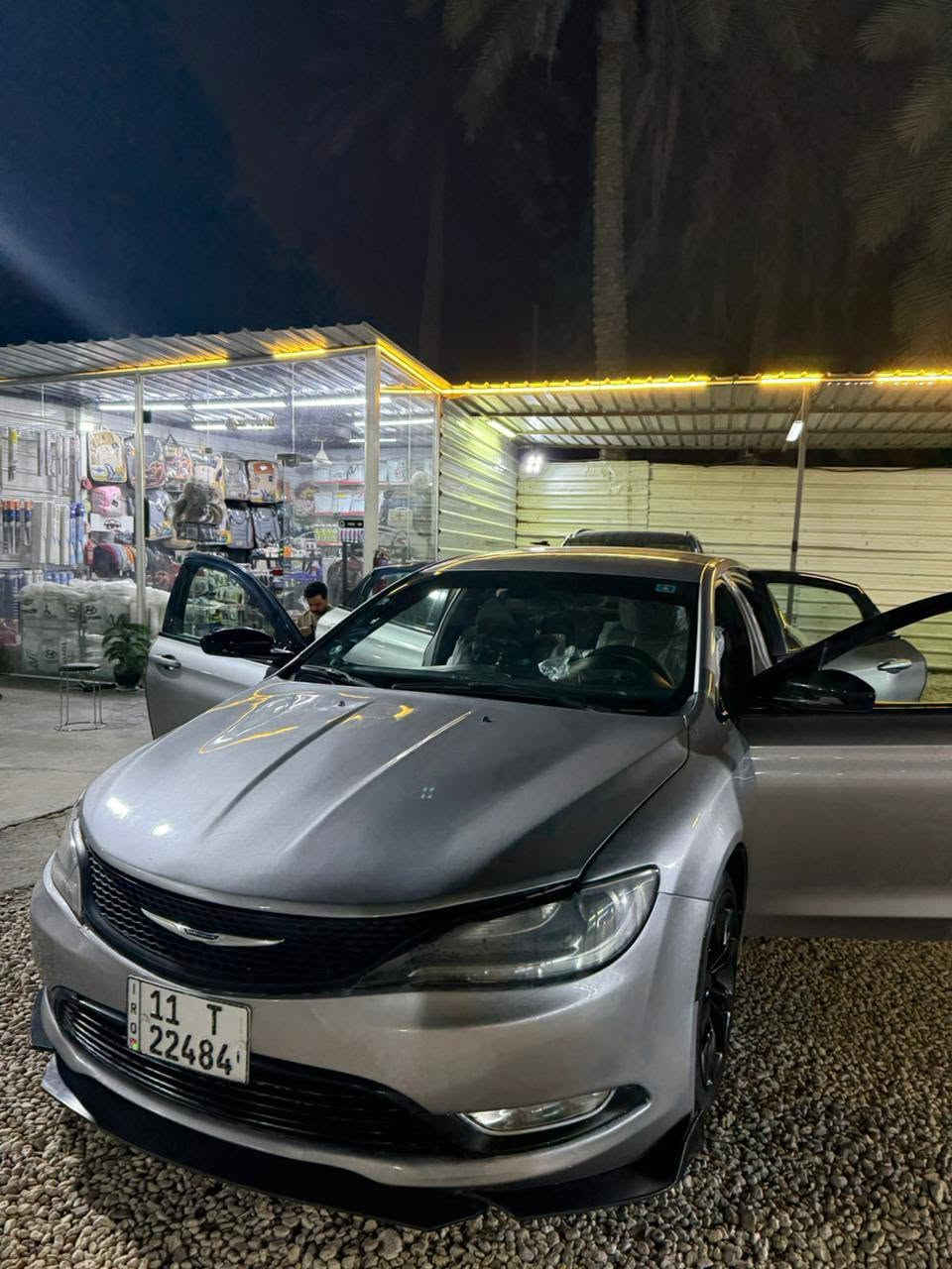 🚗 كرايسلر C200 موديل 2015 للبيع 🚗
المحرك: 6 سلندر، سعة 3600 ✈️ 
 ناقل الحركة (الكير): أوتوماتيك 9 نمر

🌟 المواصفات والكماليات:
 نظام دخول ذكي (تشغيل وبصمة أبواب)
 شاشة وسطية واضحة مع نظام بلوتوث
 تحكم ستيرن كامل وجهين نضام ترحيب
شفتات ستيرن رياضي 
 مثبت سرعة (Cruise Control)
 تبريد ثلج ما شاء الله 
 السيارة بحالة ممتازة ونظيفة جداً وجاهزة من كل النواحي سياره بيهة منضومة غاز فقط اسجلهة بل معمل (كير ومحرك وتكم بشرط الفحص).
 حادث امريكا: ضرر أمامي بسيط بجاملغ ايسر والبنيد نفسه راجع بجم كبس).
 ( او بارد باب جهة صدر الباقي مكفول 
💰 السعر: 100 ورقة او مراوس حسب قناعه
📞 للتواصل والاستفسار :  

***********

مكان السيارة: بابل / حله شارع 80
