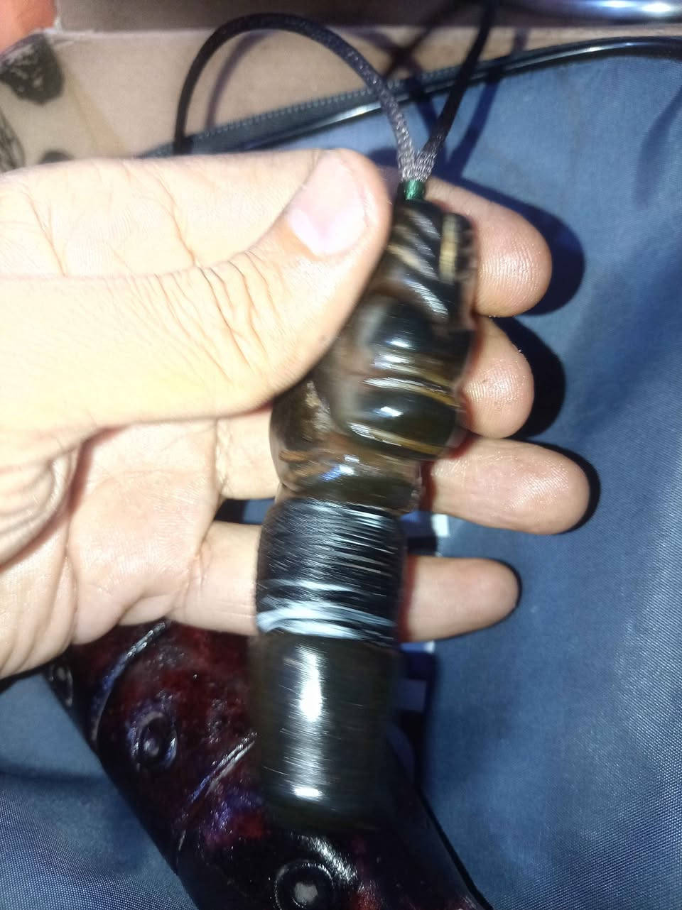 حجر وزن ثقيل تحفة مميزة للأسف بي كسر من الوسط لكن تم معالجتة باللصق وربط بالواسطة خيط سبحة َكذالك لاصق اصلي. سعرها السابق كان ٢٥ الف حاليا نهايتها ٢٥ الف لأول تم يدخلي

واتساب *********** بغداد, العراق
