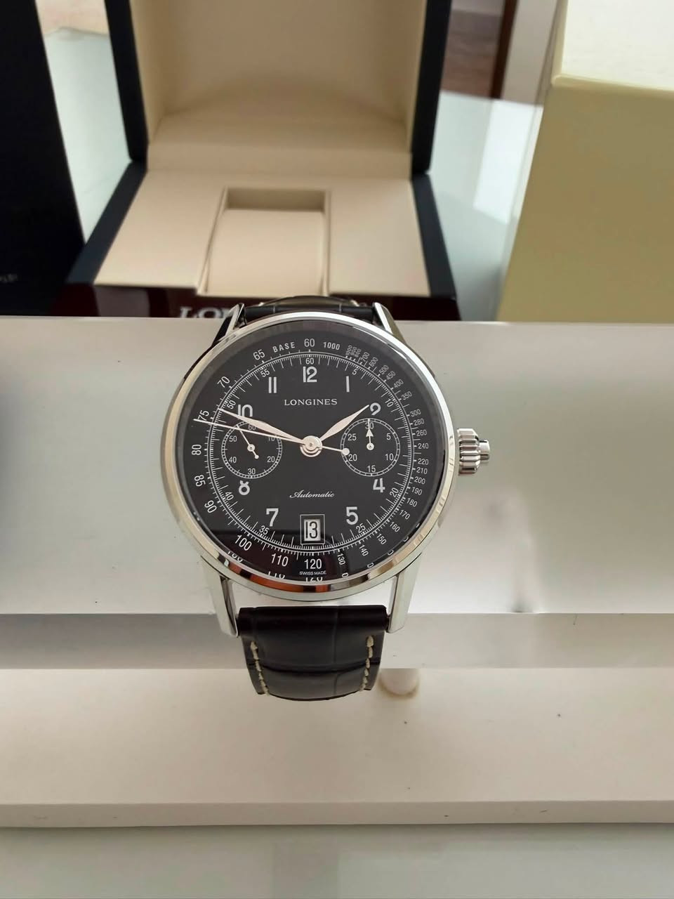 ساعه سويسريه اصليه 100% نوع Longines Heritage Chronograph Monopusher جديده لم تستخدم قطر 42 زجاج كريستال زفير مينا لون اسود ملوكي اوتوماتيك ماكنه كشف مع كامل المرفقات وكفاله لمدة سنتين من الوكيل الرسمي السعر المطلوب 900 دينار اردني للتواصل على الخاص او على الرقم 0785261118


**إذا كنت صاحب هذا الإعلان وتريد حذفه لأي سبب، رجاءا أرسل رسالة إلى الدعم الفني**