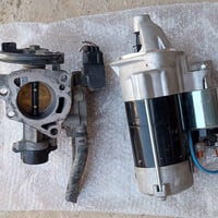 عندي غراض كورلا للبيع وعندي تايرات عدد6مستخدمات وتخم جديد خابرني وسهله...