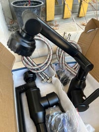 خلاط عدد 2 متحرك وزن ثقيل كامل غراضهن يرهم سنك مغسله اول تم ثنيهم ب 15...