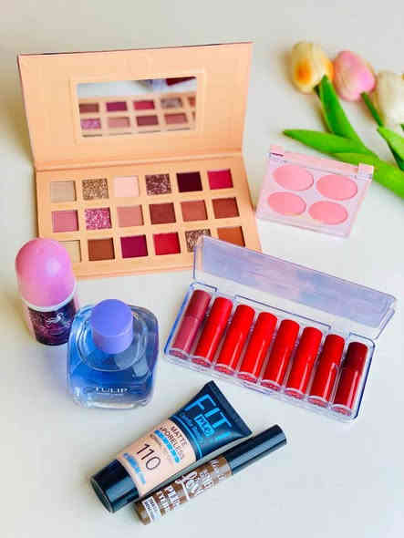 عروضنا  ماتخلص🔥 عرض خاص لطالبات الجامعة من أهم منتجات الي تحتاجينها  😍😍😍

تعالو نشوف العرض شنو مكون من :_ 

1.فونديشن فت مي ثابت ٢٤ ساعة ضد الماء 💗

2.عطر توت عطر جسم وشعر يتميز بعطر انثوي جذاب 🔥

3.مانع تعرق جورجينا مزيل رائحه للتعرق  امتصاص للعرق ترطيب البشرة    وتفتيح البشرة وحمايه من تعرق 24 ساعه 

4.سيت حمر ميني كولدن روز ٨ الوان من حمر ترابيه  بنيه ورديات يجننون سيت حمر مات🔥💋

5.قلم حاجب مع فرشة تعديل الحاجب  قلم حاجب جوزي جميل وانيق 🔥

6.باليت شدو ضلال  مكون 24 لون بين ترابيات والورديات  الوان جميله وجذابه سهله الدمج

7.بكج احمر خدود ب ٤ الوان زهرية 🌷

🚘التوصيل لجميع محافظات العراق🚘
للاستفسار*********** Colombo
