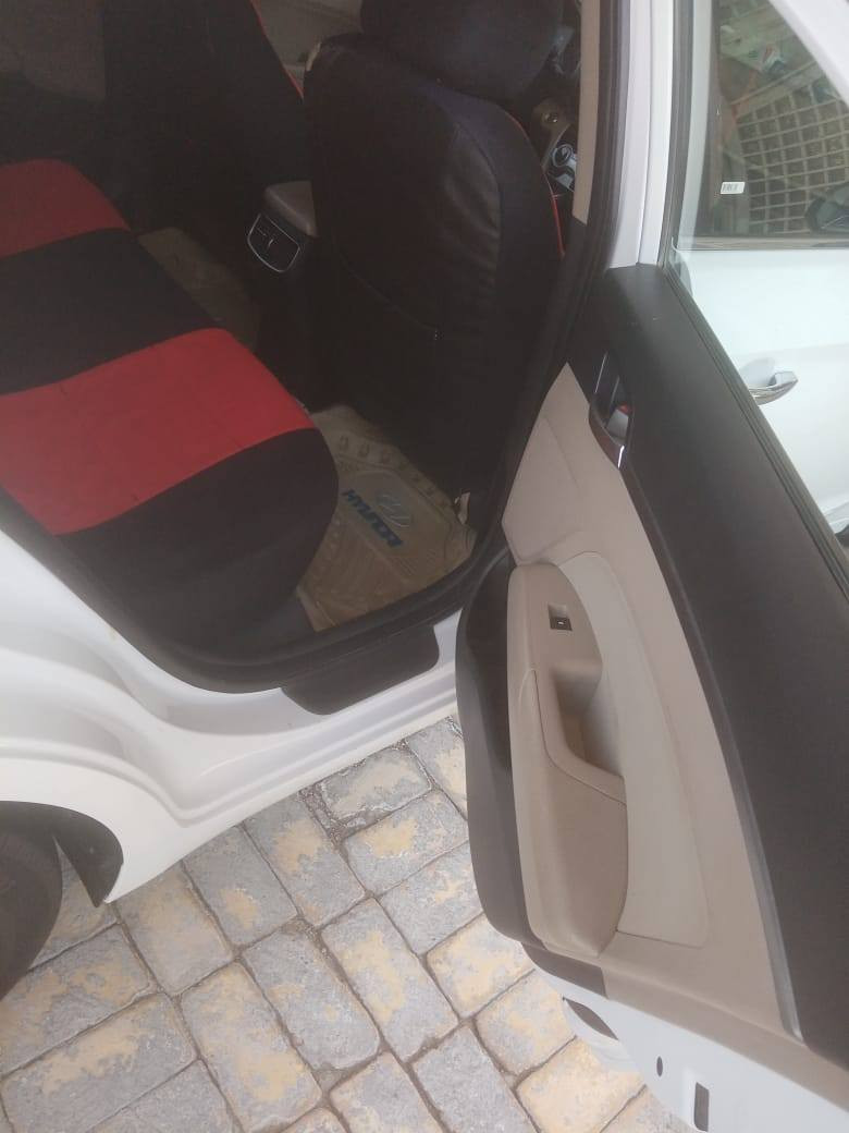 السلام عليكم من رخصة الدمن النتره البيع موديل 2020استلام شركه خليجيه كفاله عامه فول مواصفات بيهابارد 4اصابع بجاملغ المامي جيهت السايق(السعر165)وبيهامجال بسيط كلش غيرمتواجد على الفيس اي استفسار اتصال على رقم راعيها***********
