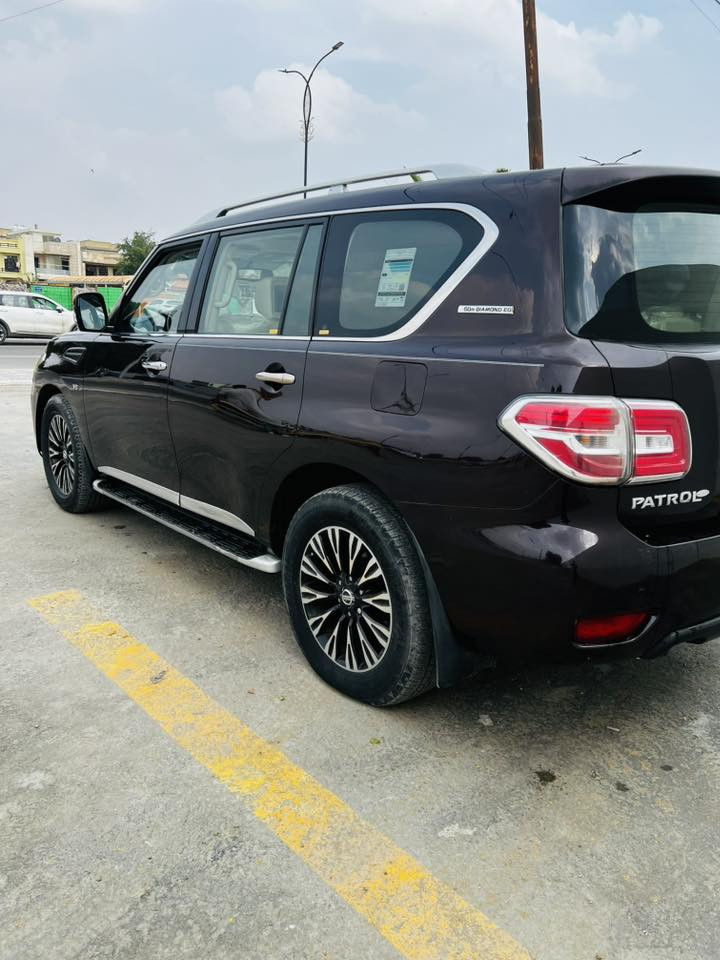 نيسان باترول 
 موديل 2010 وارد خليجي بيه صبغ جاملغ خلفي وبابين صبغ 
رقم بغداد مميز انكليزي بسمي

للبيع او مراوس

المواصفات :

محرك 8 سلندر

7 راكب

نظامABS

مساعد الفرامل barke assist

نظام المحافظه على المسارVSC

نظام توزيع قوه الفراملEBD

نظام مساعده التسلق

نظام مانع انحدار

نظام صوتي شبابي

حساسات اماميه 

حساسات خلفيه

حساس اطارات

شاشة كامره

4وضعيات قيادة
 رمال .ثلوج . صخور
طرق وعره

فتحه سقف كهرباء

صندوق كهرباء 

بصمه تشغيل

بصمه ابواب

قبضه ابواب نيكل

كشن السايق كهرباء

كشن الخلفي منفصل ملكي

كشنات حضن

اشاير باالمري

مانع انزلاق

مانع انغلاق

اوكس / يو اس بي 

داخل كريمي 

تبريد ثلاث قطع مركزي

تدفئه

طفايه متعدده 

وهواي بعد بيه مواصفات بالعافيه على الياخذه  
مكان السياره بغداد
للاستفسار ***********
 السعر 210 وبيه مجال
