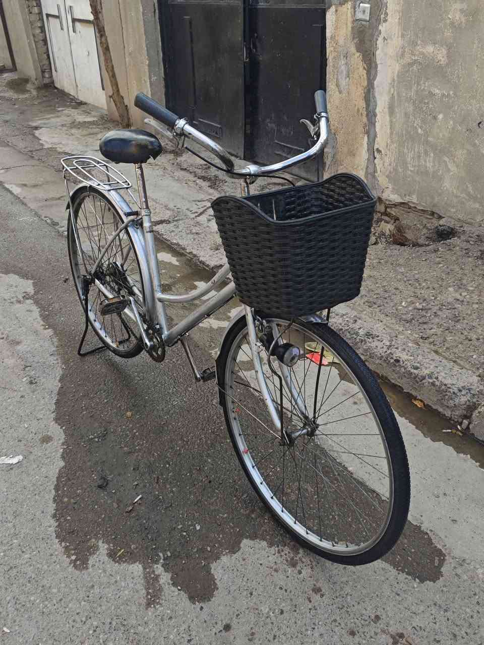 سلام عليكم بايسكل بناتي حجم 26 ياباني
ستيرن المنيوم 
ويالة المنيوم 
ركبة كشن المنيوم 
كامل مابي نقص 
سعر 65 بي مجال قليل حك الجية 
للتواصل ***********
مكاني البياع الرسالة الثانية
