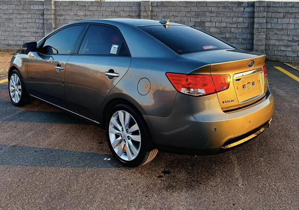 كية سيراتو دخول جديد جاهزة مكينة دوش سيارة جديدة مابيه كل نقص مكينة كير حدادية تبريد تدفئة كلها شغالة 
بصمة سيارة وبصمة بوب 
داخل عسلي 
تخم تاير نكسن 
عنوان بغداد المدينة 
للاستفسار مراسله صفحة


**إذا كنت صاحب هذا الإعلان وتريد حذفه لأي سبب، رجاءا أرسل رسالة إلى الدعم الفني**