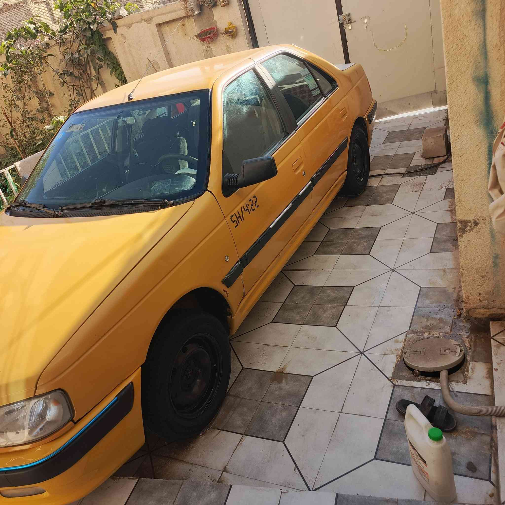 السلام عليكم بيجو بارص للبيع السعر 35وبيه مجال مديل 2015 مكينه وكير شرط الفحص توني معمره تخم تاير حداديه من الطول للطول بيه اخياس بل الهلالات وعمرته مبدل بيه بس جملاغات اثنين وبنيد اثار اخياس العنوان ناصرية مركز رقمي ***********
