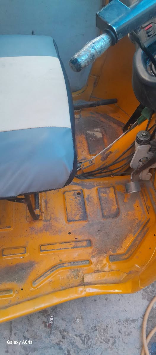 السلام عليكم تكتك تي في اس موديل 20اوراق اصليه كامله تكتك جاهزه بمعنى الكلمه مكفوله من كل نقص السعر 3750 وبيه مجال بسيط مكاني بغداد الشعب ***********
