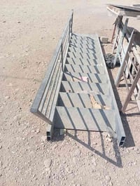 باب حوش للبيع ادريج للبيع شباك بلاستك  للبيع شباك حديت للبيع تغات للبي...