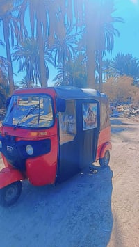 توك توك • أوراق أصلية • القاسم