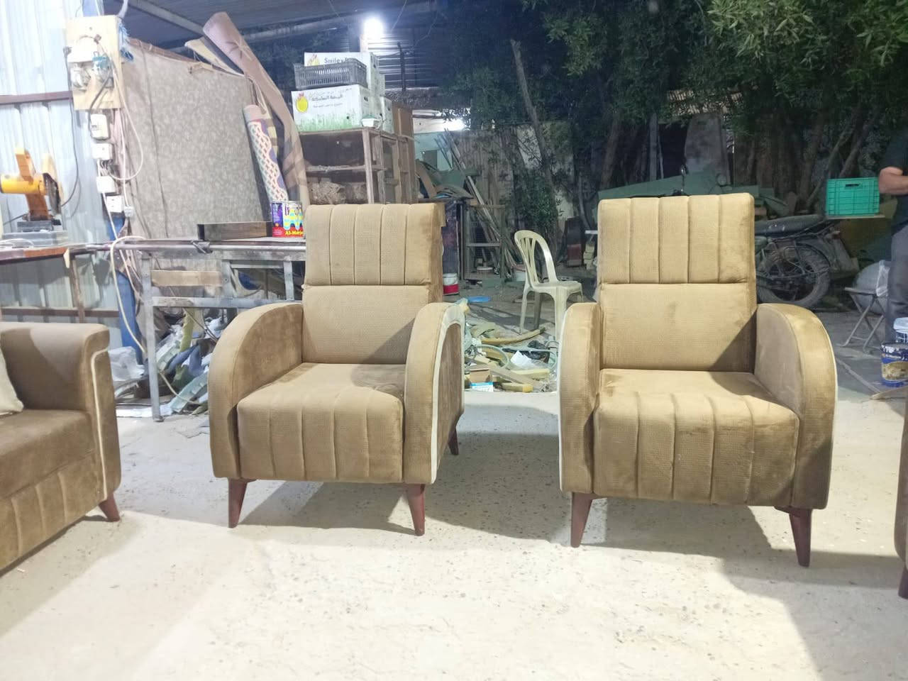 السلام عليكم طخم للبيع جديد سعر ٧٥٠ بي مجال شغل درجة اولى عنوان بغداد لامين الثانية ***********
