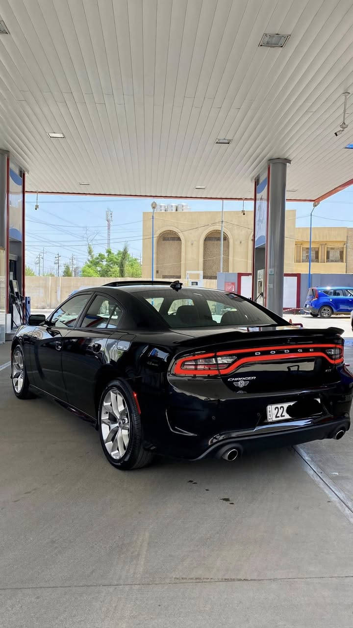 دوج جارجر ٢٠٢١ gt بلةس بيلادي فتحة سيارة فول مواسفات محرك ٦   ٣.٦  محرك كير كل شي ب شرط حتا دعاميات ب شرط بس جامله وراد مبدل بيلادي بدون سبغ بدون ايرباك
مكان سيارة اربيل 
***********
***********
