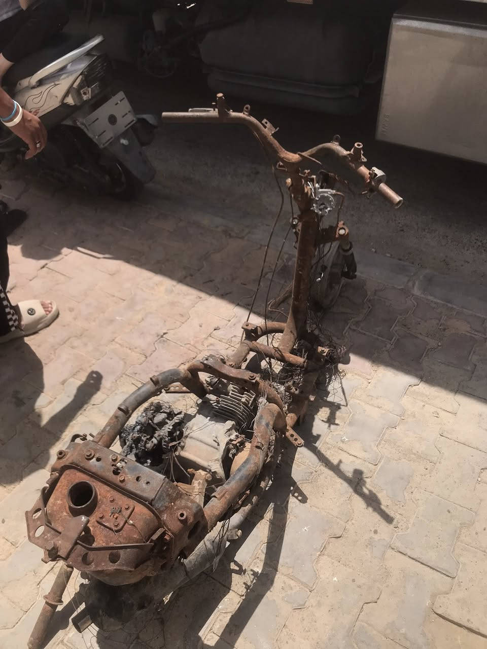 شاصي مال ماكس منغوليه المحرك مايع ابيعلك شاصي دبلات استيرن اوياله بي بس مطعجات السعر 100بي مجال شراي بيك خير وتدلل


**إذا كنت صاحب هذا الإعلان وتريد حذفه لأي سبب، رجاءا أرسل رسالة إلى الدعم الفني**