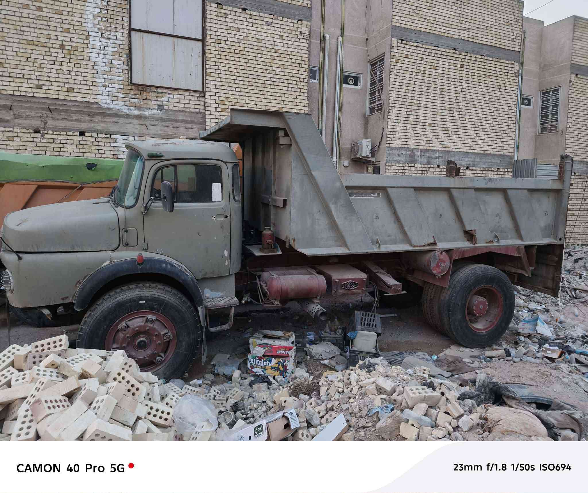 السلام عليكم قجمه موديل١٩٧٤ باسمنه كير٢٥مكينه مكفولة بدي مايلر الماني القماره عوزه سمكره تخم تاير شاصي عريض مكفول السعر ٣٠وبيه مجال مكاني بغدادالرقم*********** مكلف بلنشر والسعر ٣٠ مليون كما موضحه بلصوره مكان سياره بغداد
