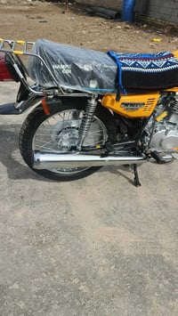 دراجه وراق سكنر البيع نضيفه كلش توه معمره مكلف بل النشر 07737288294