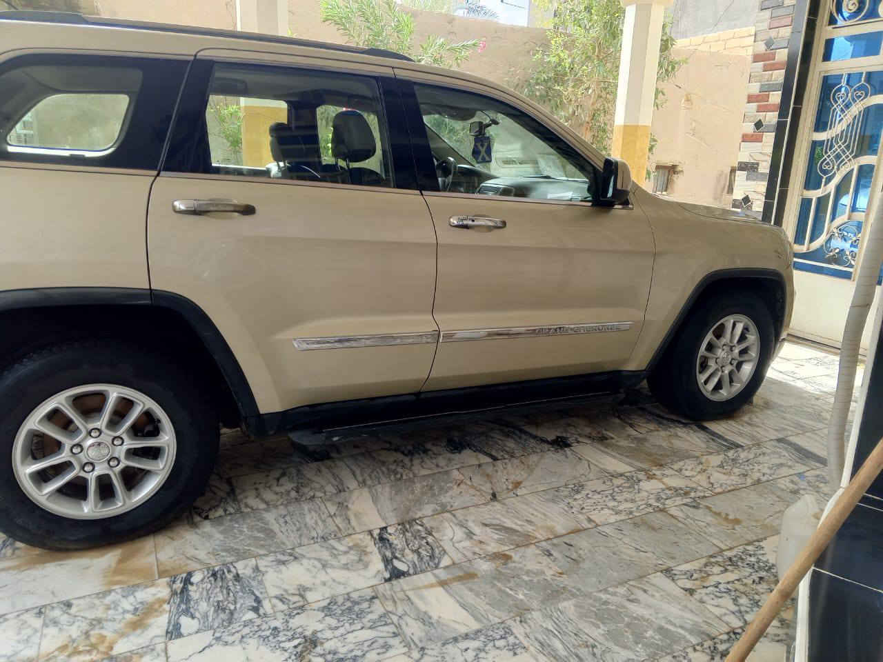 السلام عليكم جيب للبيع 2011 محرك 3600 سياره وارد كندي لا صبغ ولا ضربه ولا فتح مكان بالبصره سياره باسمي ثاني يوم داور


**إذا كنت صاحب هذا الإعلان وتريد حذفه لأي سبب، رجاءا أرسل رسالة إلى الدعم الفني**