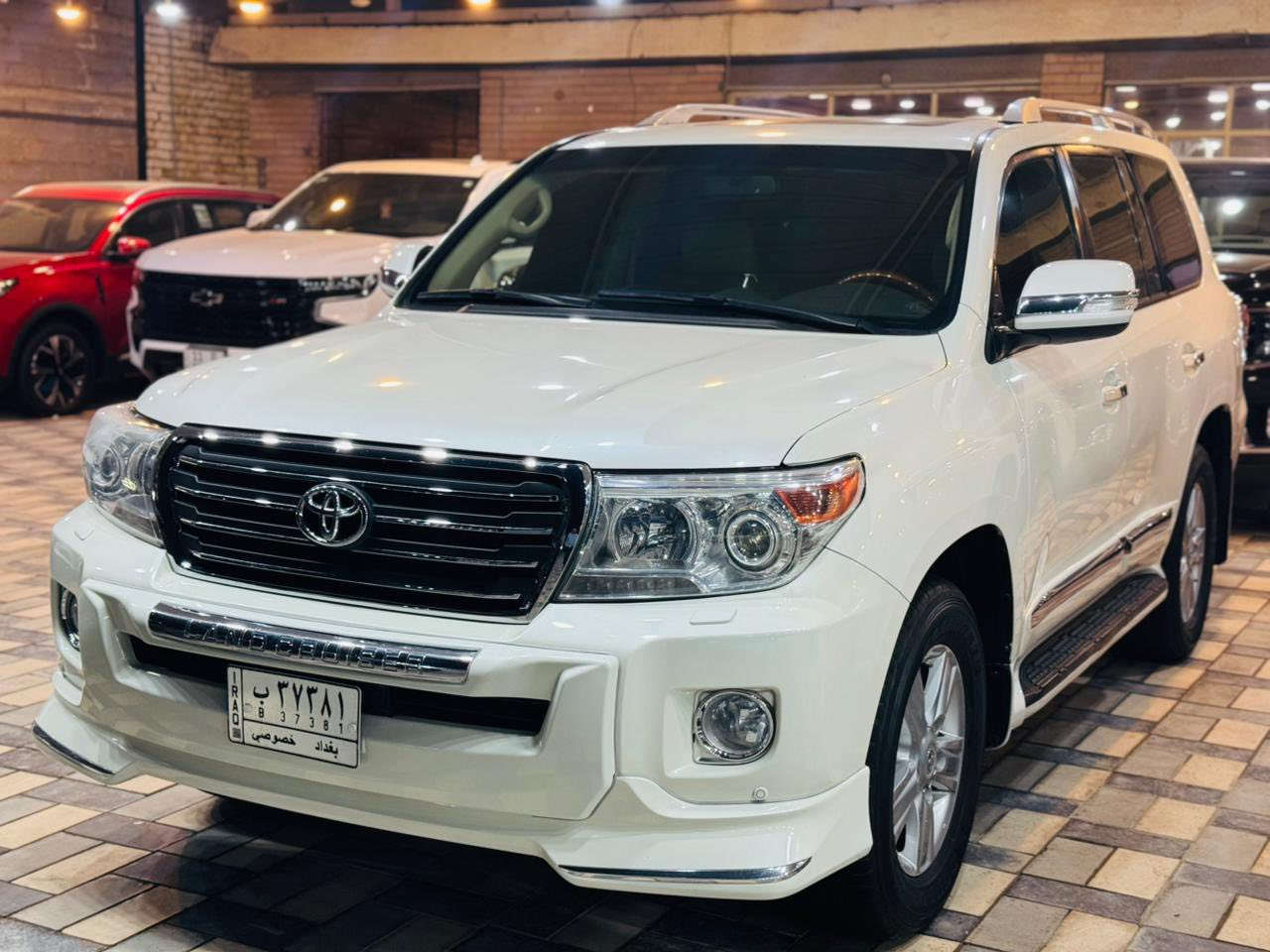 لاندكروز موديل ٢٠١٤ فطيم محرك ٨ سلندر جديده مكانها بالنجف
***********
