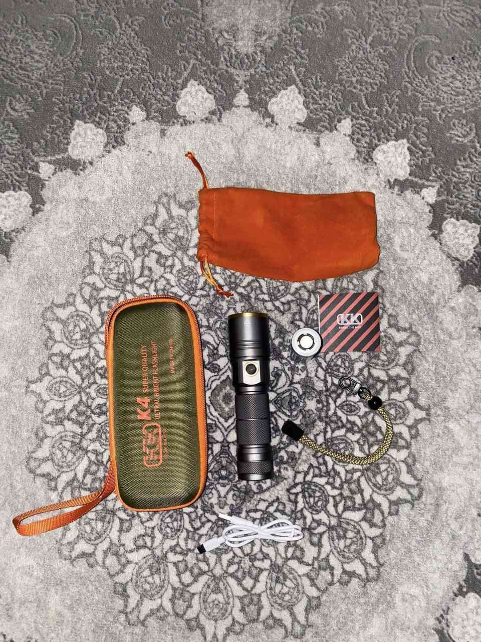 الخيار الأمثل لهواة التخييم، التسلق، وأصحاب المزارع!

• ✅ المدى: يصل إلى 1000 متر (1 كيلومتر) بإضاءة ليزرية مركزة.

• ✅ قوة الإضاءة: تصل إلى 1200 Lumens (بيضاء وقوية جداً).

• ✅ البطارية: نوع 26650 ضخمة بسعة 4800mAh (تدوم طويلاً وقابلة للاستبدال).

• ✅ الشحن: منفذ Type-C سريع (مثل شاحن الموبايل).

• ✅ المتانة: مصنوع من الألمنيوم القوي المقاوم للصدمات والظروف الجوية.

• 📦 الملحقات: (حقيبة حماية هارد + كيس قماش + كابل شحن + بطارية أصلية + علاقة يد).

 سعر: ٢٠ الف

توصيل جميع محافظات 🚖


**إذا كنت صاحب هذا الإعلان وتريد حذفه لأي سبب، رجاءا أرسل رسالة إلى الدعم الفني**