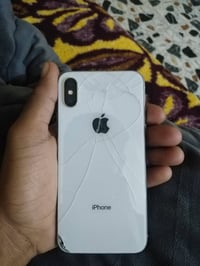 ايفون XS • بطارية ١٠٠٪ • كامرات فلاته