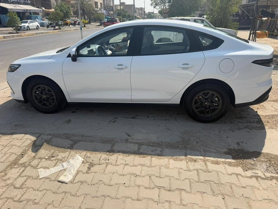 السلام عليكم
BYD CL5 
مواصفات السياره معروفه ما يحتاج اذكرهن 
ماشيه على المكينه 4 km الممشه الكلي 8 km 
وياها الشاحنه الاصليه مالتها 
رقم بغداد سنويه ب اسمي
 سعرها 20 مليون و بيها مجال 
مكاني بغداد شعب 
+964 773 199 8052


**إذا كنت صاحب هذا الإعلان وتريد حذفه لأي سبب، رجاءا أرسل رسالة إلى الدعم الفني**
