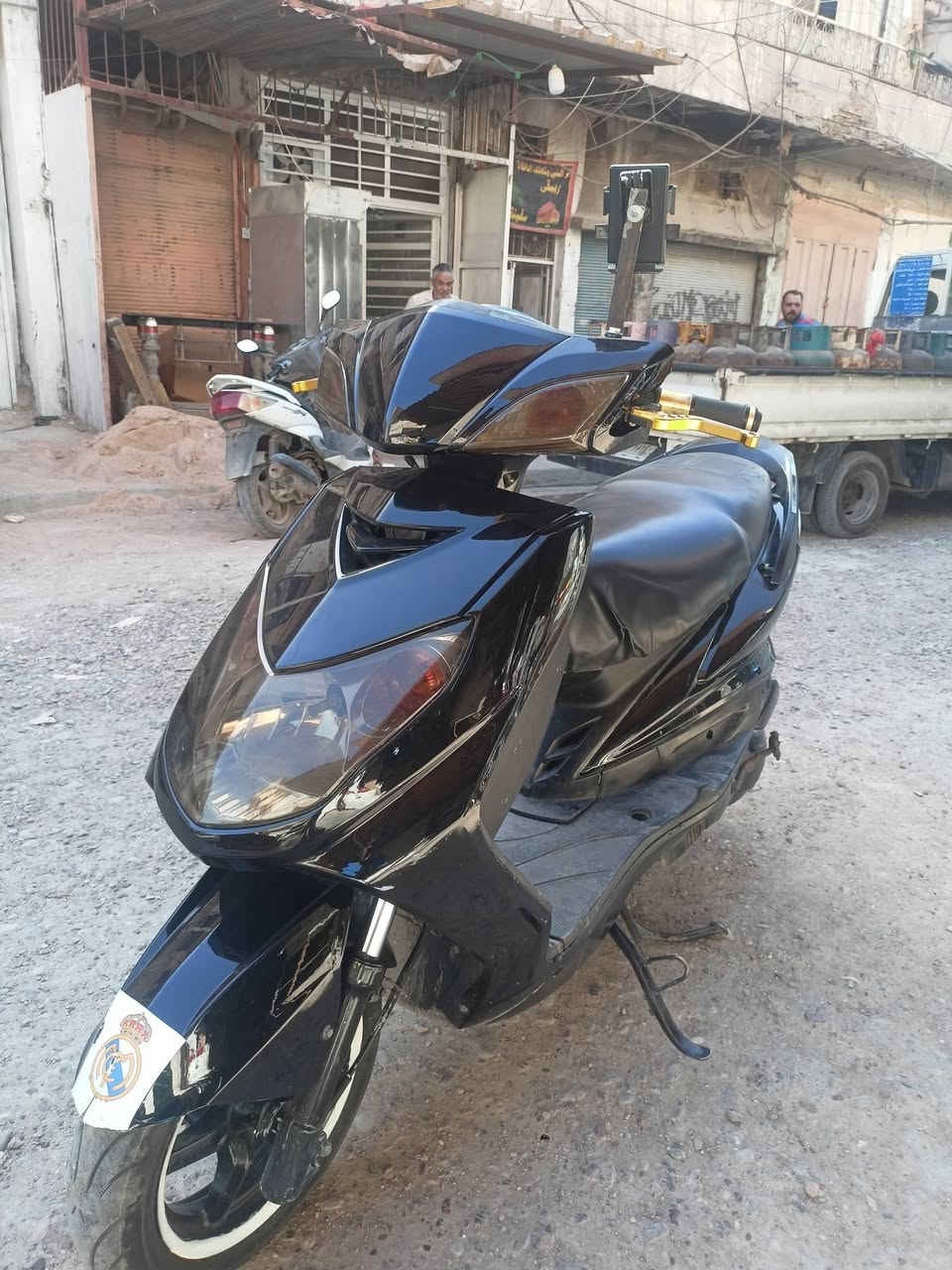 السلام عليكم سكنس فحل 140
دراجه ماناقصهه شي بس عداد سرعه باقي مكفول 

درجه نضيفه طياره بلمشي  ع فحص سعرهه650 بيهه مجال لشراي


**إذا كنت صاحب هذا الإعلان وتريد حذفه لأي سبب، رجاءا أرسل رسالة إلى الدعم الفني**
