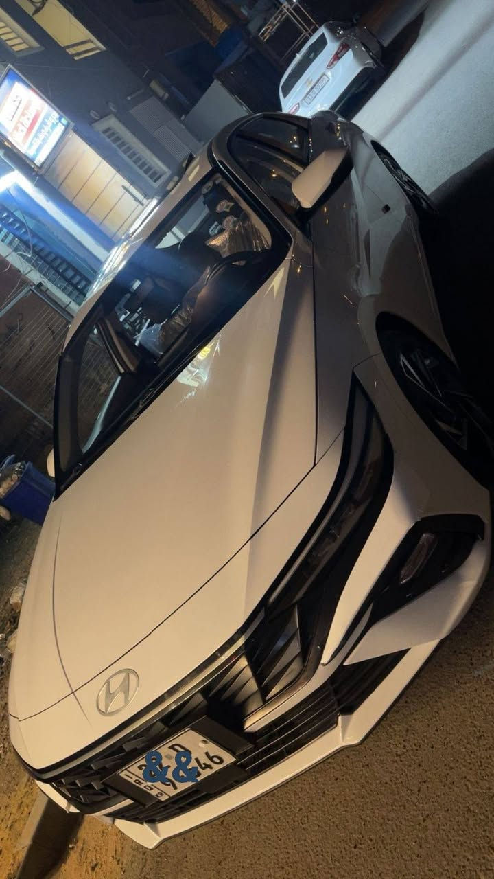 تحيه طيبه السلام عليكم ورحمة
2024  

ماشيه 17 ألف 

فتحه سقف 

ثلاث وضعيات ايكو وسمارت وسوبر 

وضعيه اوتو هولد التوقف بدون بريك 

حساس ورادار 
مكفوله 
رقم اربيل شرط تحويل مباشرة 
السعر 145 ورقه 
أي استفسار رقم صاحب السيارة 
*********** علي 
مكان بغداد حي جهاد
