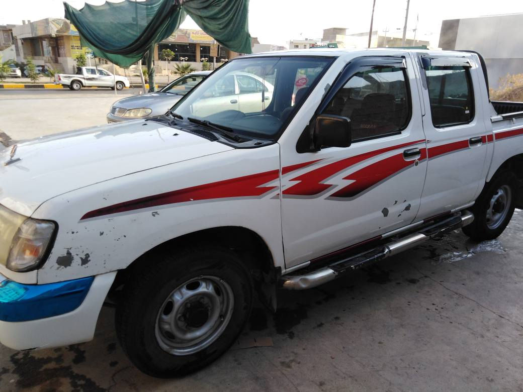 سەرەتا بەناوی خودای گەورە نیسان
 پیکاب 2002 تەبرید و پاوەر  گێڕ و مەکینە بەشەرت کەمێک ساردی هەیە سەیارەیەکی جایزە شوێن دەربەندیخان     *********** دار بنديهكان, السليمانية
