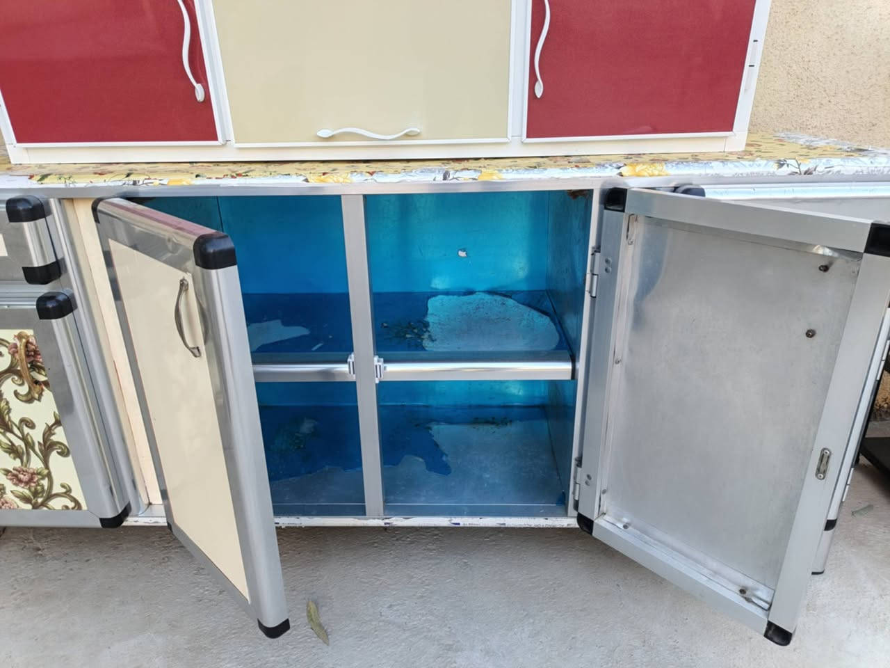 السلام عليكم كاونتر نضيف حيل  السعر. ١٥٠
الهاشميةالقطة الارضية 2 متر
القطعة التعليك متر ونص


**إذا كنت صاحب هذا الإعلان وتريد حذفه لأي سبب، رجاءا أرسل رسالة إلى الدعم الفني**