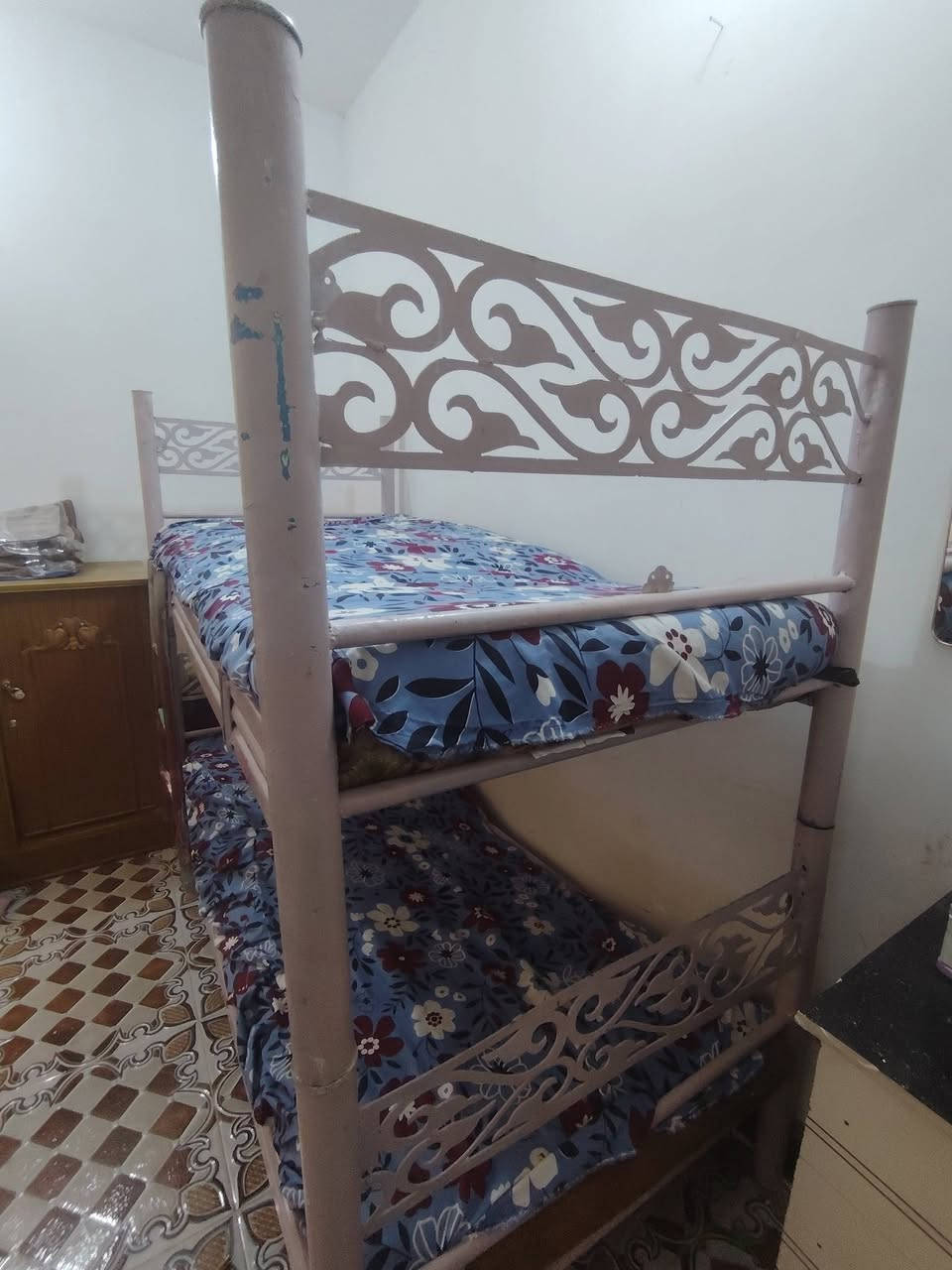 السلام عليكم جربايه طابقين حديد تسكام حجم كبير للبيع ٥٥  عليه شويه تعديلات


**إذا كنت صاحب هذا الإعلان وتريد حذفه لأي سبب، رجاءا أرسل رسالة إلى الدعم الفني**