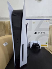 بلي 5 اوربي اخو جديد ستخدام قليل  كامل ملحقاته الصليه  ويا حساب امريكي...