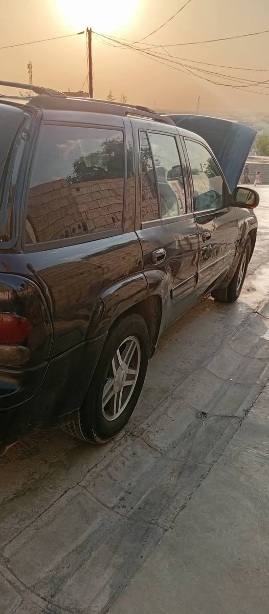 بلايزر 2007 بدون كصه مراوس بدوات والستفسار على الوتساب ***********
