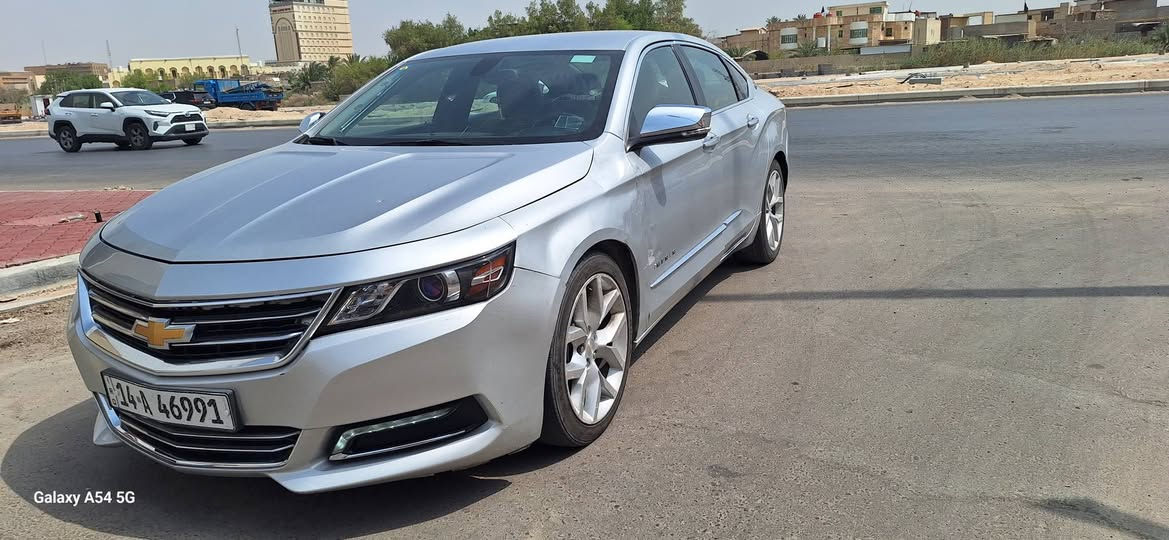 السلام عليكم 

السعر118 وبيها مجال
شوفرليت امبالا 2018 بريمير عدا البانوراما  
✅محرك 3.6 V6 جديد
✅اللون سلفر 
✅الموا هوصفات:
كاميرا خلفية + حساسات خلفية
خمس بصمات 
ليد دشبول داخلي بلادي
سستم سماعات (BOSE)
كشنات جلد + تدفئة كشنات
شاشة كبيرة + قاصة
مانع تزحلق + ABS
 عدسات زينون
تشغيل عن البعد.   
تحكم كشنات كهرباء
ويل كب قياس 19
الضرر .. تخريب دشبول
 بدون صبغ بس يوجد طخات وتعديل بارد هنا بالعراق 

***********
 
📍 موقع السيارة : البصرة البصرة, العراق
